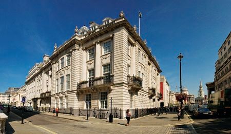A scene that depicts Notre Dame London Library 